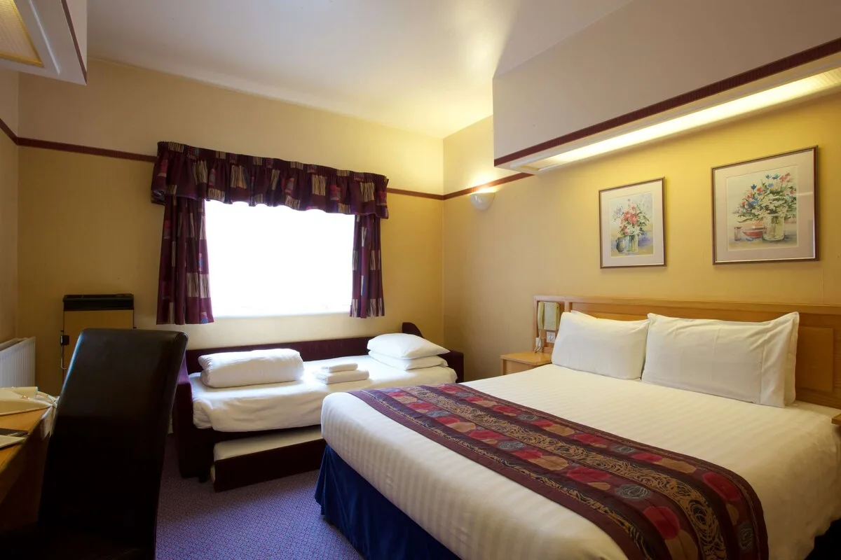 Derby Station Hotel &mdash; esterno