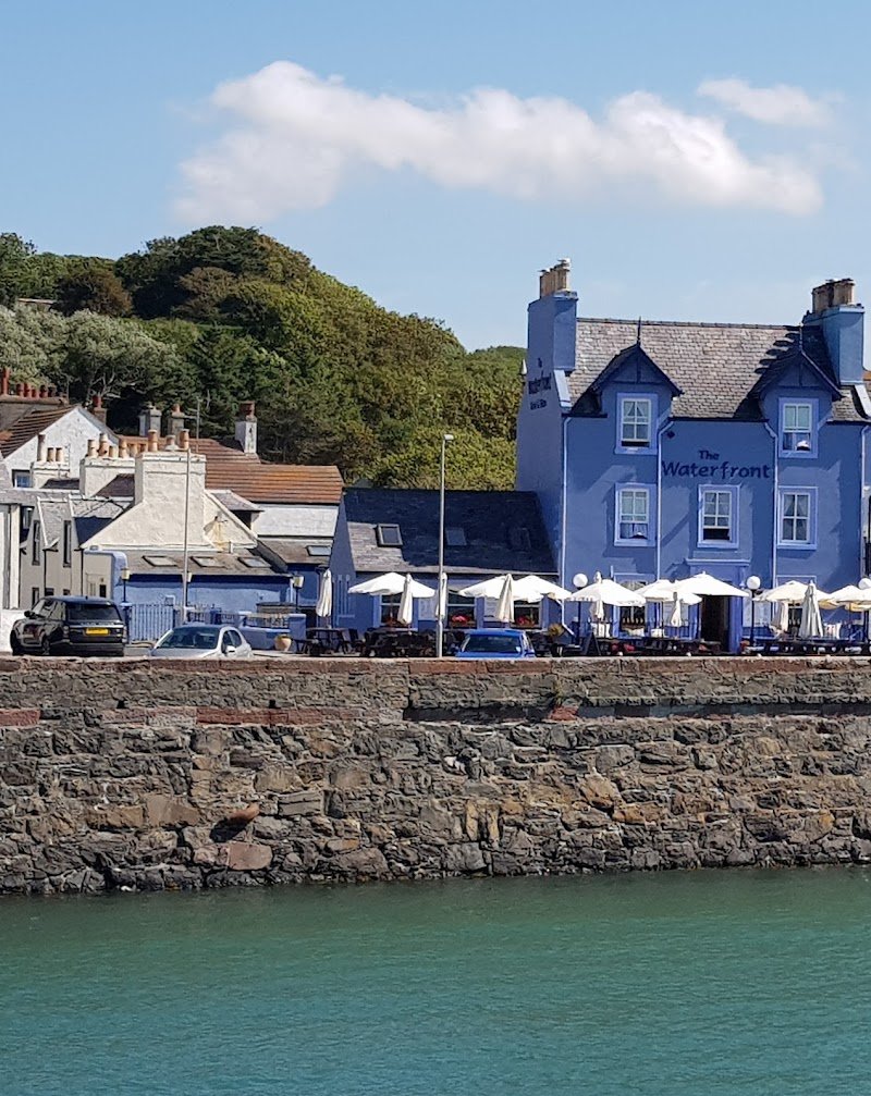 Waterfront Hotel