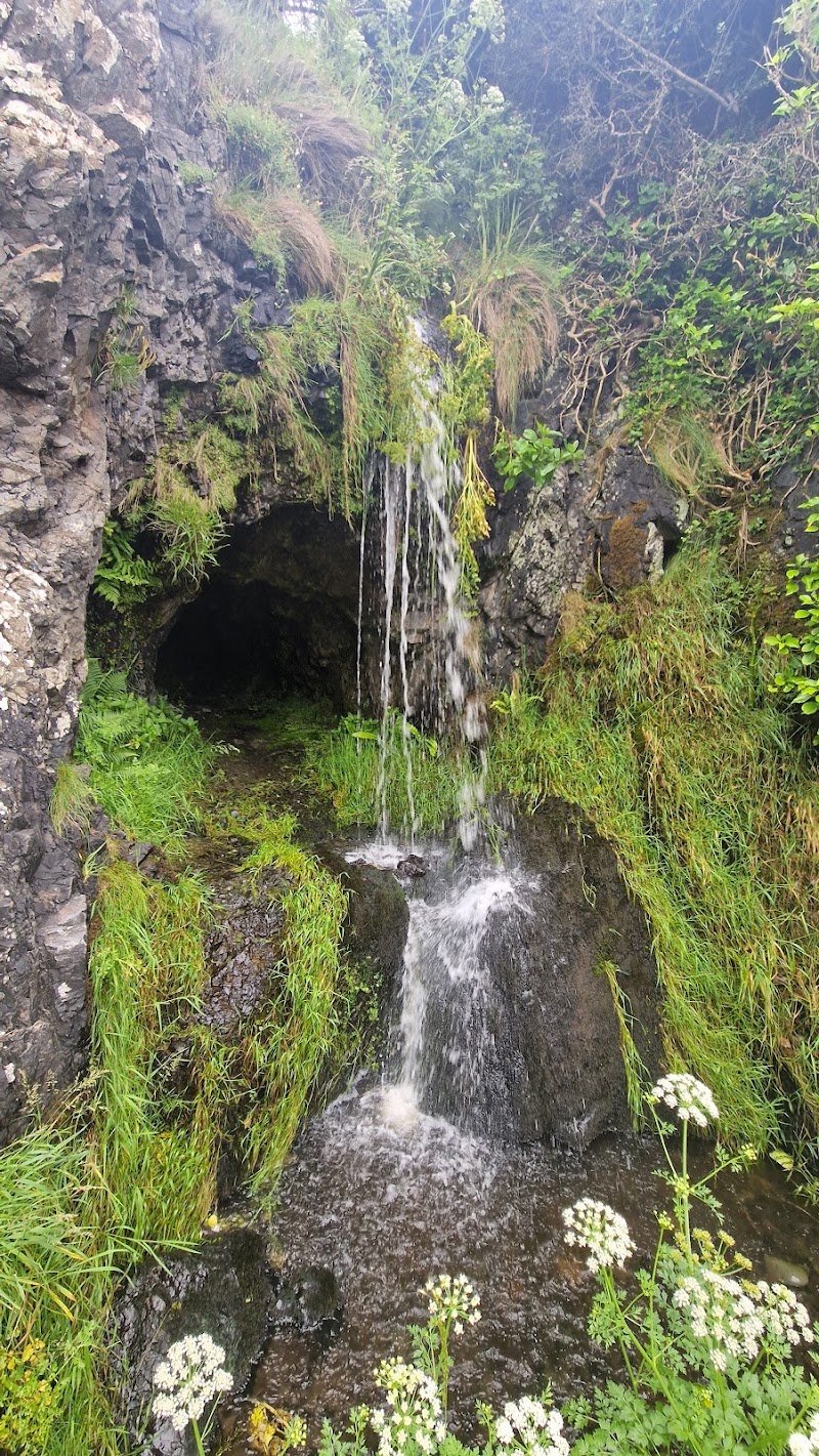 Auchtremakin Cave
