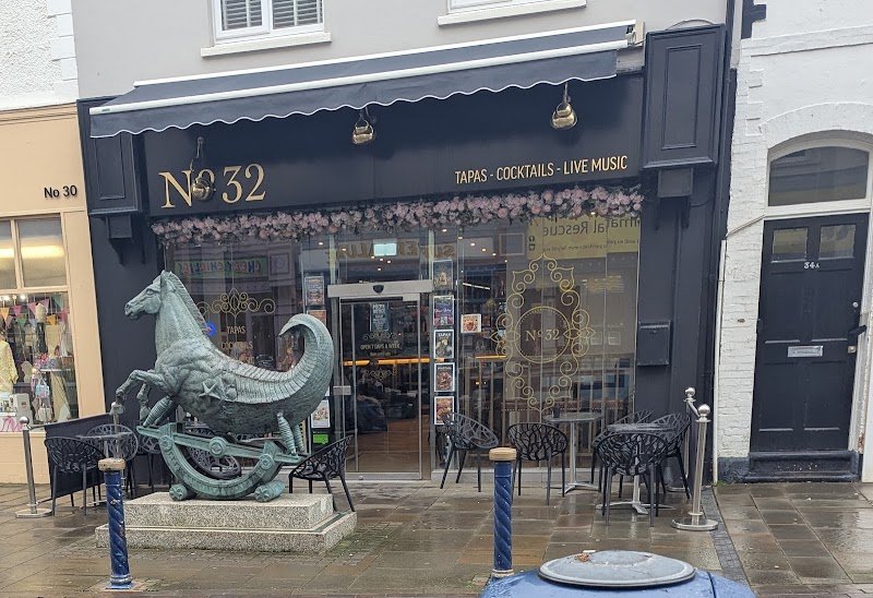 No. 32 (Tapas Bar)