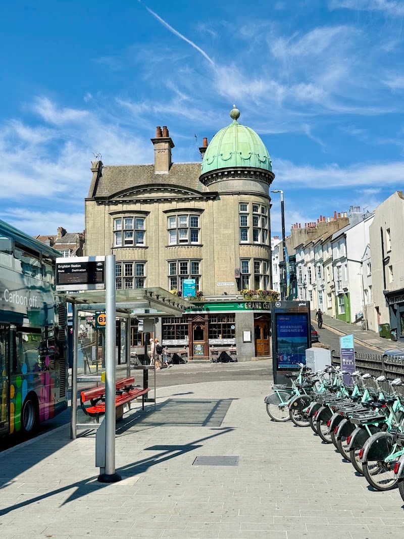 Brighton Station (Stop B1)
