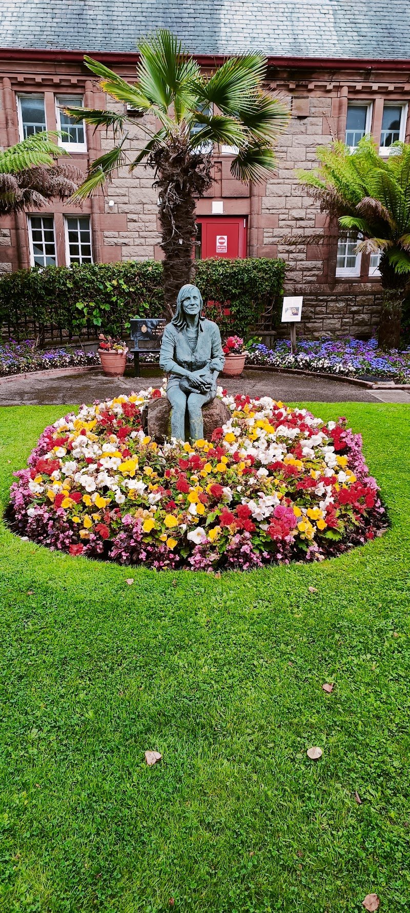 Linda McCartney Memorial Garden
