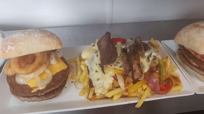 CRAVING'S Cafe & Takeaway