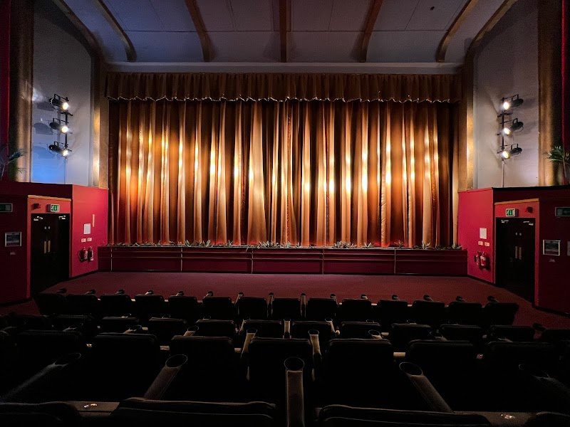 Maxime Cinema