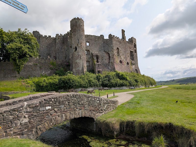 Castell Talacharn / Laugharne Castle