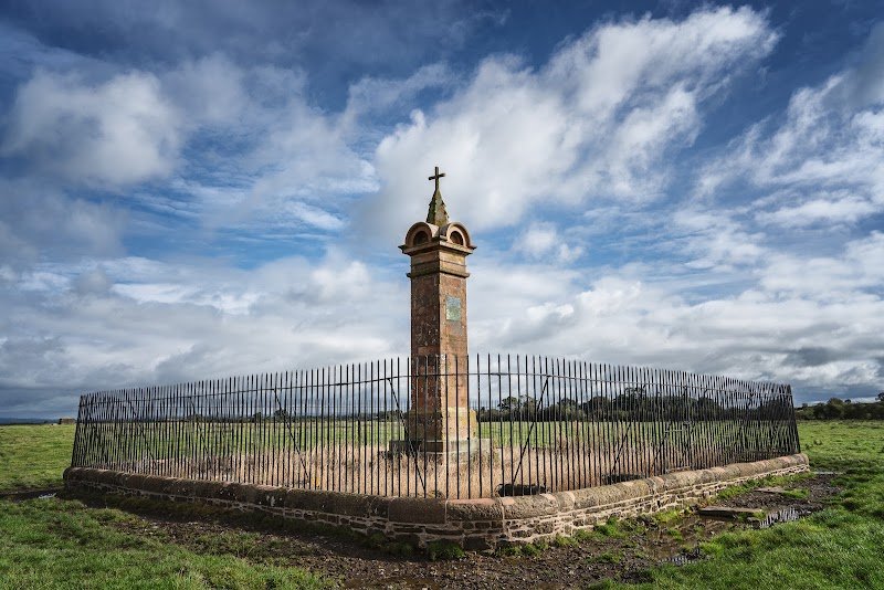 King Edward 1 Monument