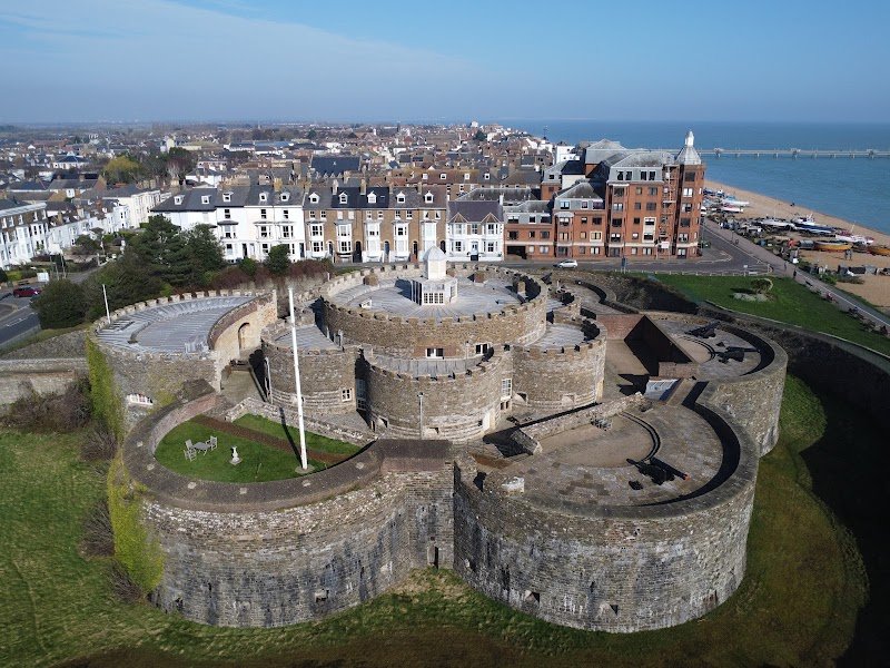 Deal Castle