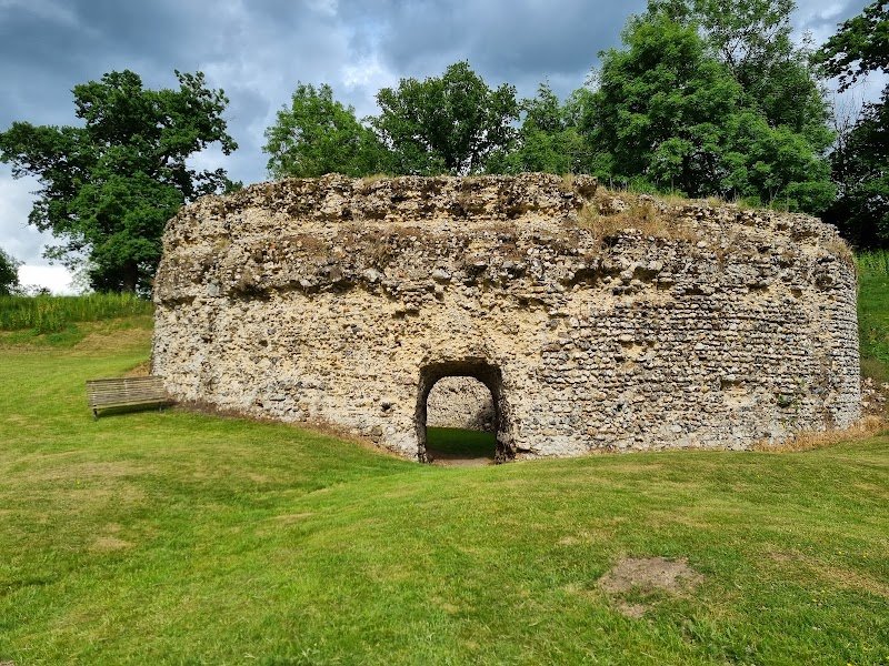 Buckenham Castle