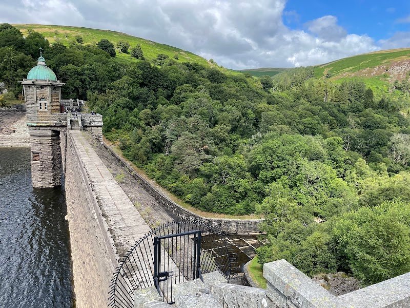 Pen y Garreg Dam