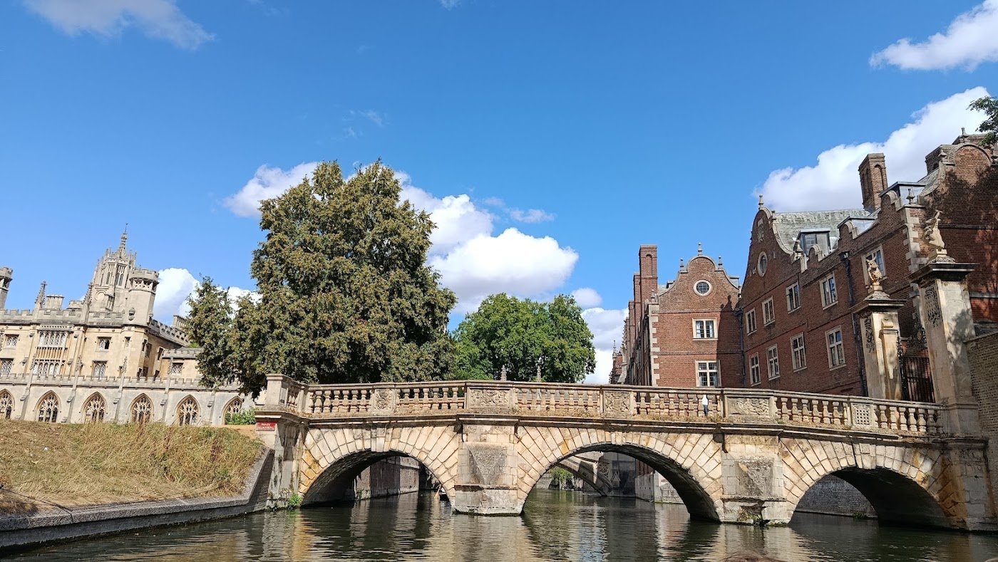 Cambridge Punting Tour