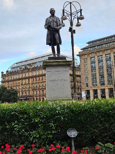 The statue of James Oswald