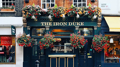 The Iron Duke, Mayfair