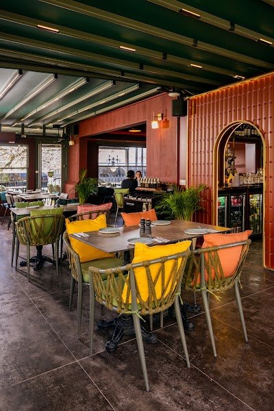 The Garden Bistro Bar