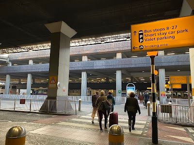 London Heathrow Airport Terminal 4 (Lhr)