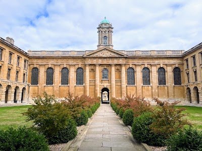 The Queen’s College Chapel
