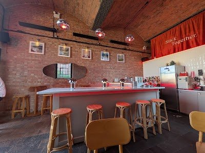 Bar Glue